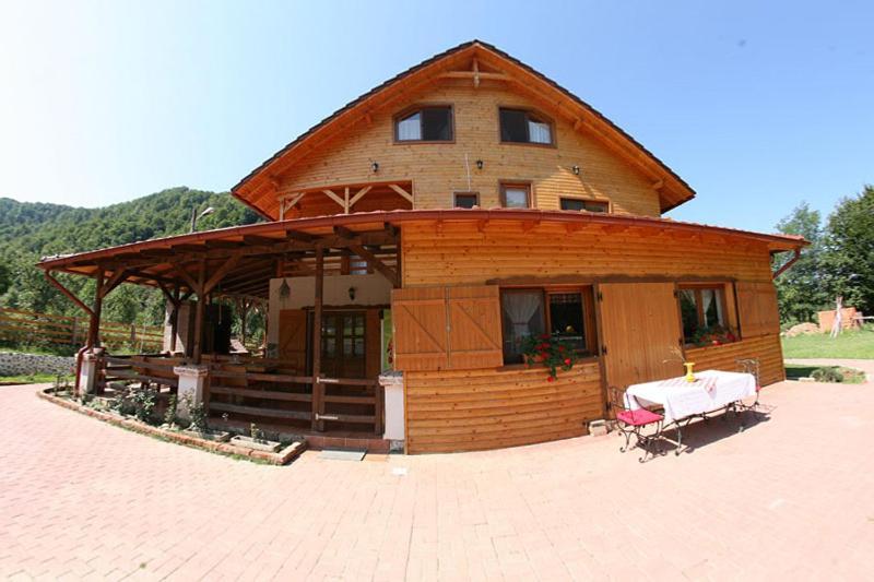 Gasthaus Maria Borlova Екстер'єр фото