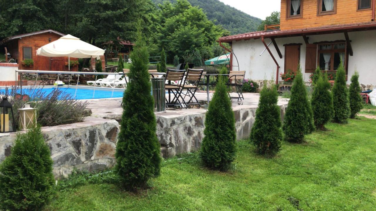 Gasthaus Maria Borlova Екстер'єр фото